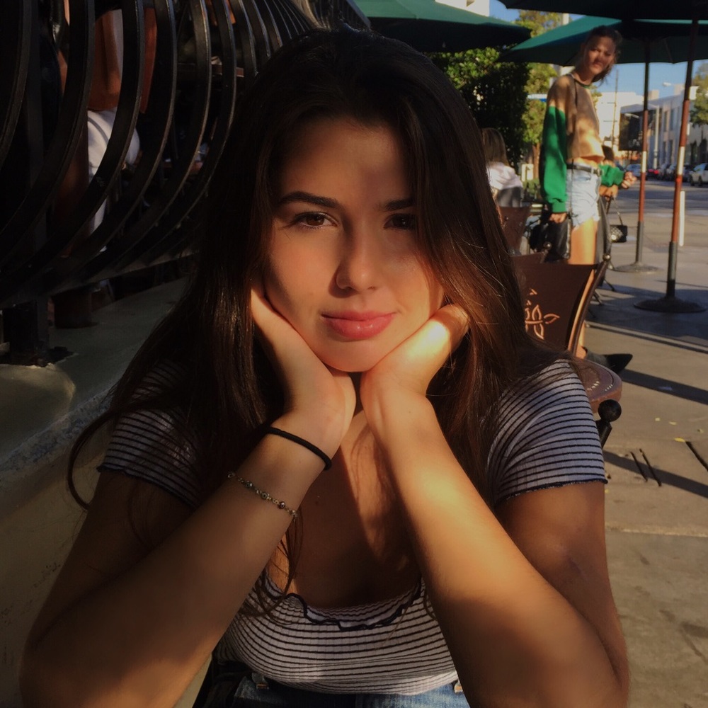 Meet your Posher, Sabrina